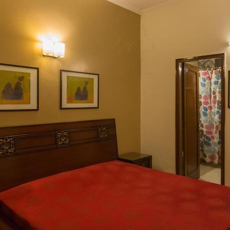 Woodpecker Apartments Hauz Khas Нью-Дели Экстерьер фото