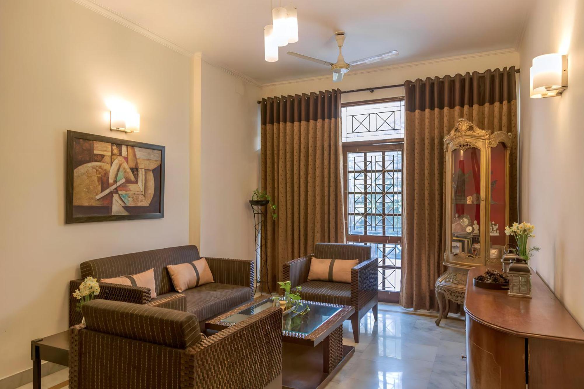 Woodpecker Apartments Hauz Khas Нью-Дели Экстерьер фото
