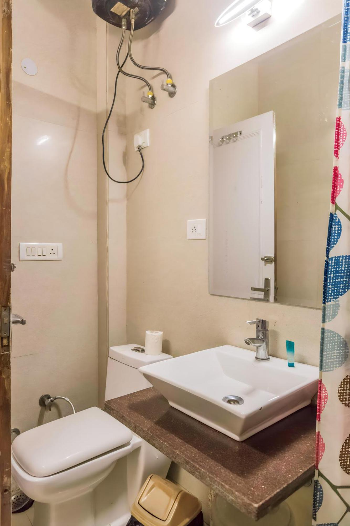 Woodpecker Apartments Hauz Khas Нью-Дели Экстерьер фото