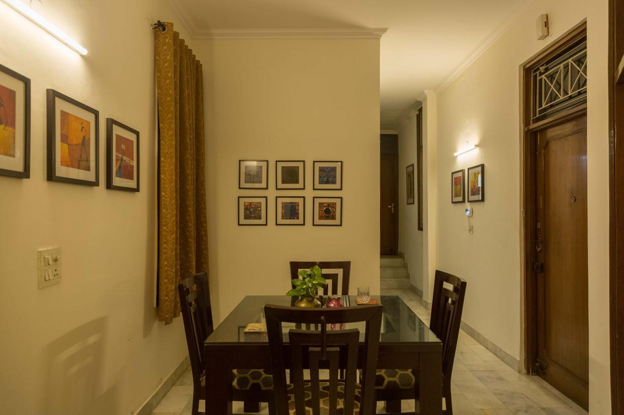 Woodpecker Apartments Hauz Khas Нью-Дели Экстерьер фото